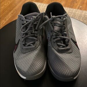 Men's Nike Vapor Pro Gray tennis  Shoes.  Size 10.5